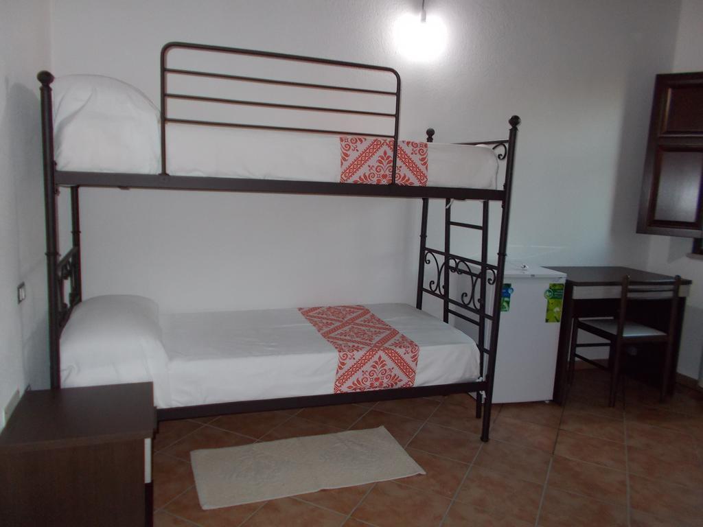 Agriturismo La Fillirea Sant' Antonio di Santadi Екстериор снимка